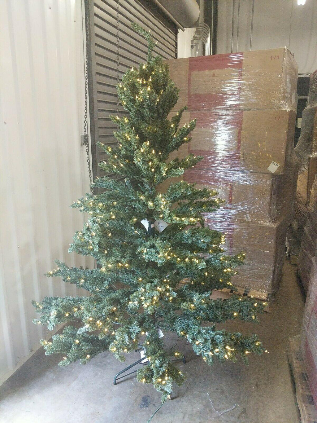 Open Box Balsam Hill Classic Blue Spruce 6.5' Tree with Candlelight LED Lights