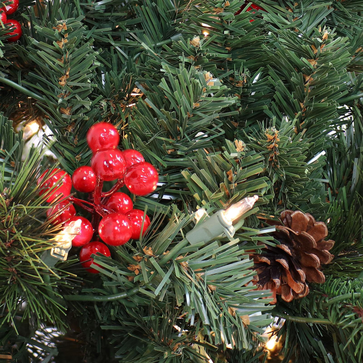 Sunnydaze 6' Merry Berries Pre-Lit Artificial Christmas Tree