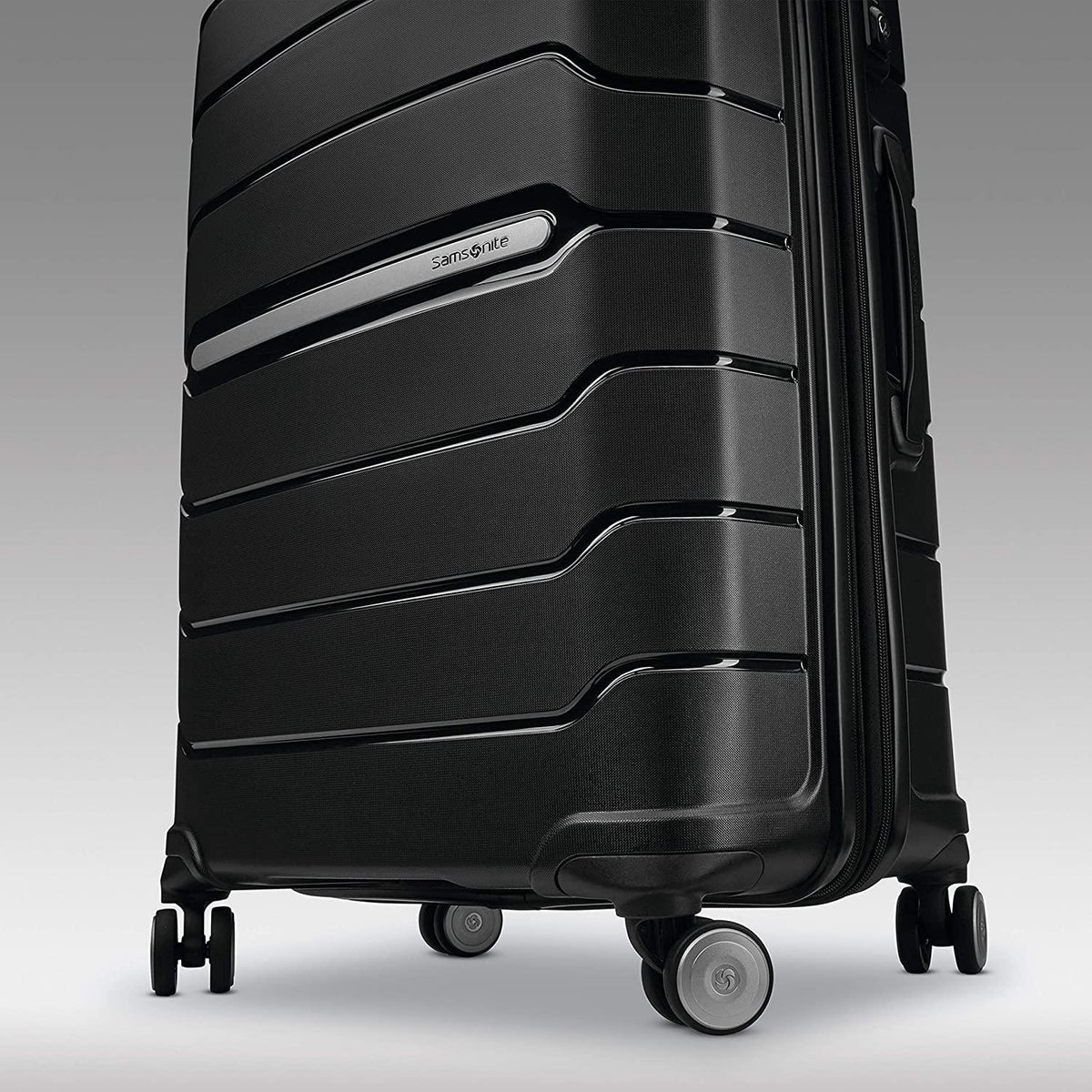 form Hardside Expandable with Double Spinner Wheels, Black, Carry-On 21-Inch