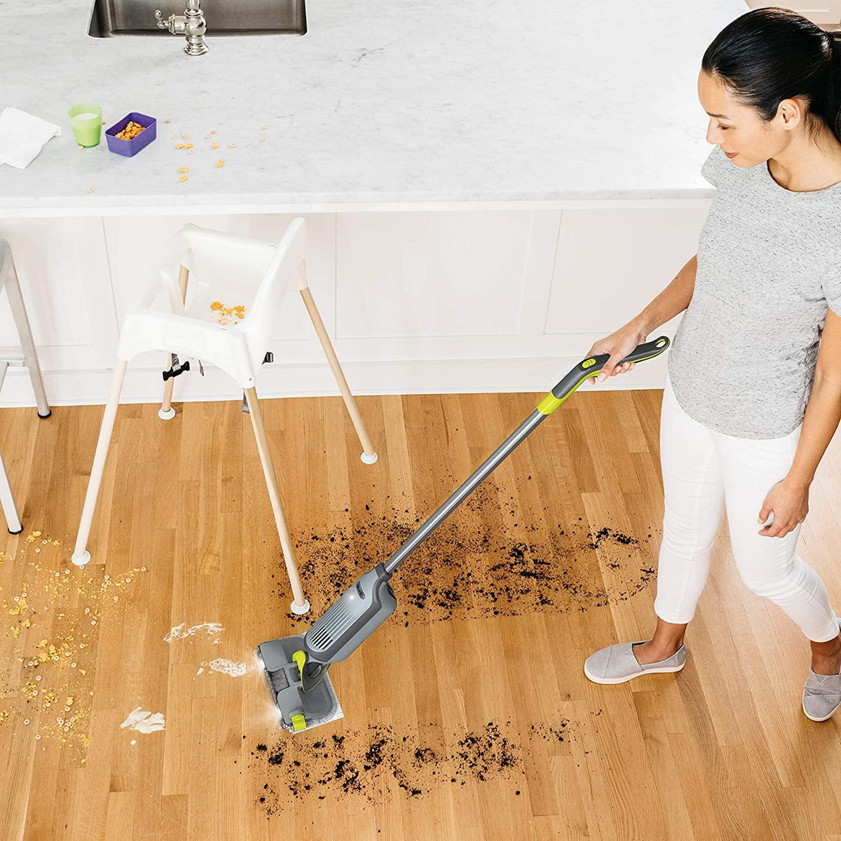 Shark VM252P10 VACMOP Pro Cordless Hard Floor Vacuum Mop with LED Headlights, 12 Disposable Pads &amp; 12 oz. Cleaning Solution, Charcoal Gray