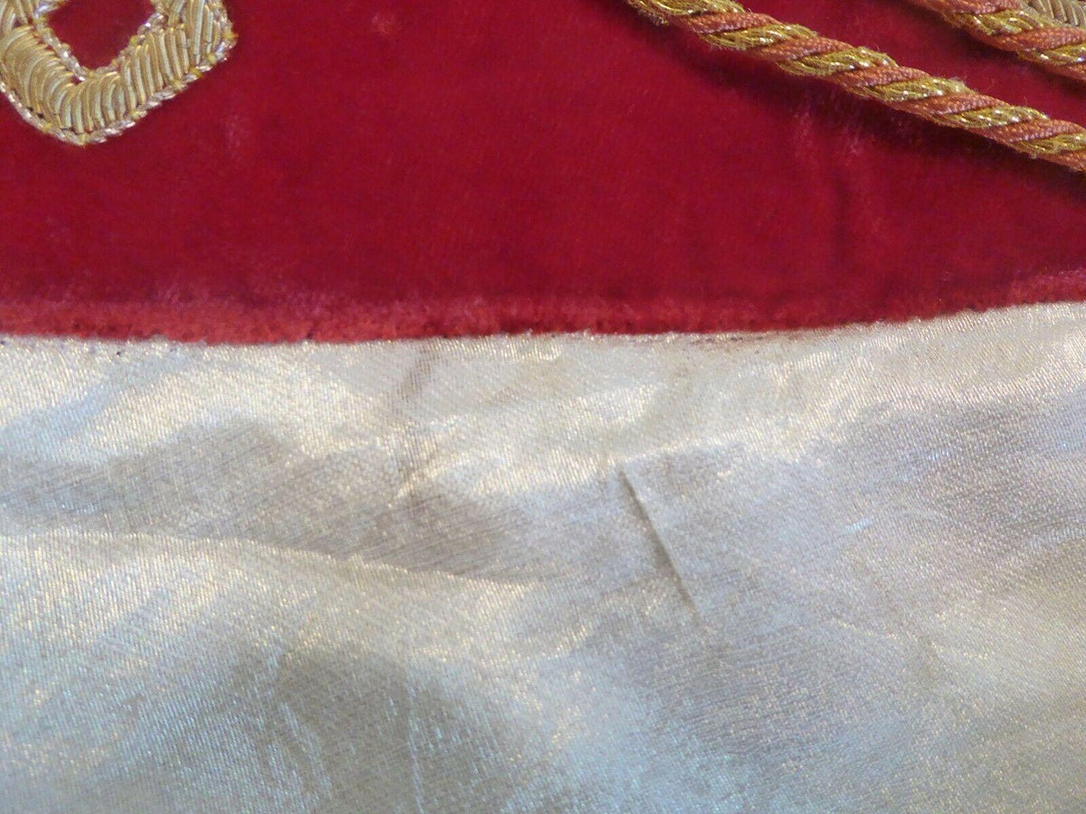 SUDHA PENNATHUR LARRED VELVET GOLD &amp; WHITE BEADED TRIM TREE SKIRT, PRE-OWNED