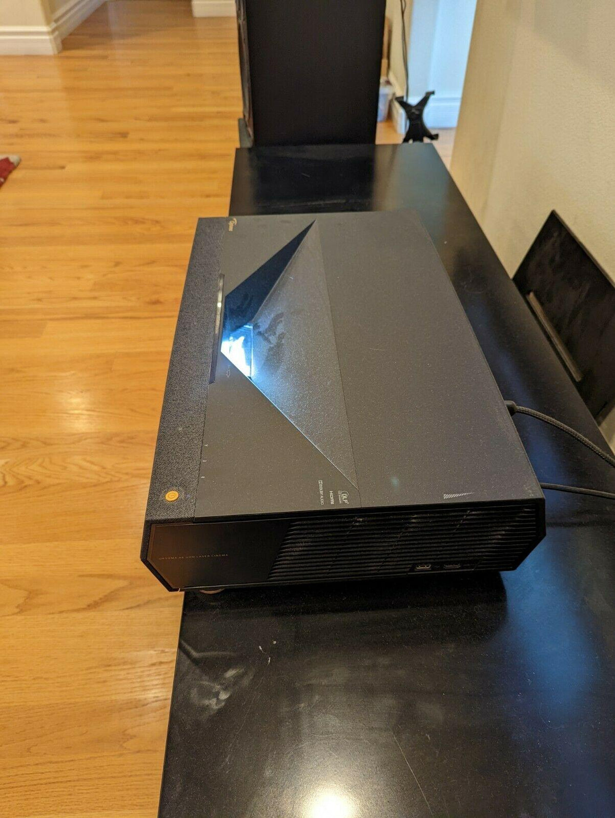 optoma cinemax p1 4k uhd laser ultra short throw bright 3000 lumens tv