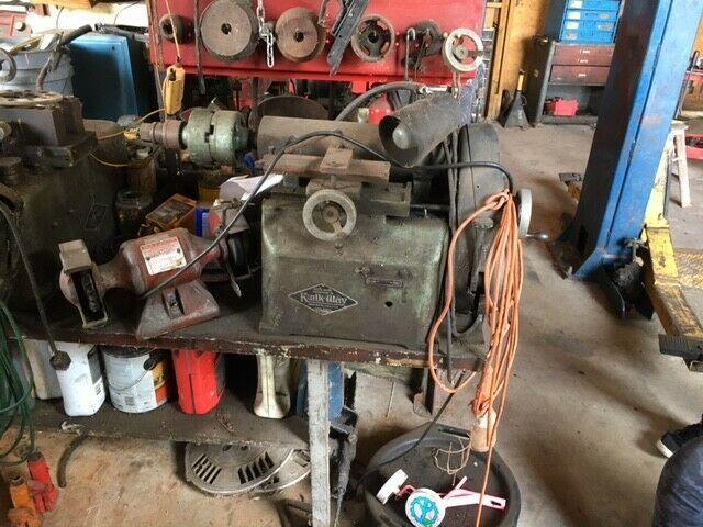 Kwik-Way drum and rotor brake lamachines read for specifics in Tampa FL area