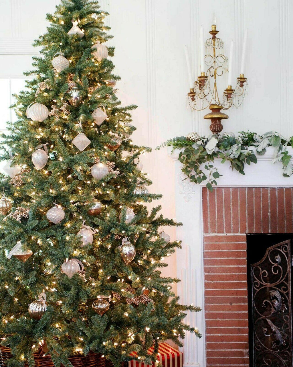 HOT NEW!! Balsam Hill Classic Blue Spruce 6.5 Ft - Christmas Tree, Home Decor