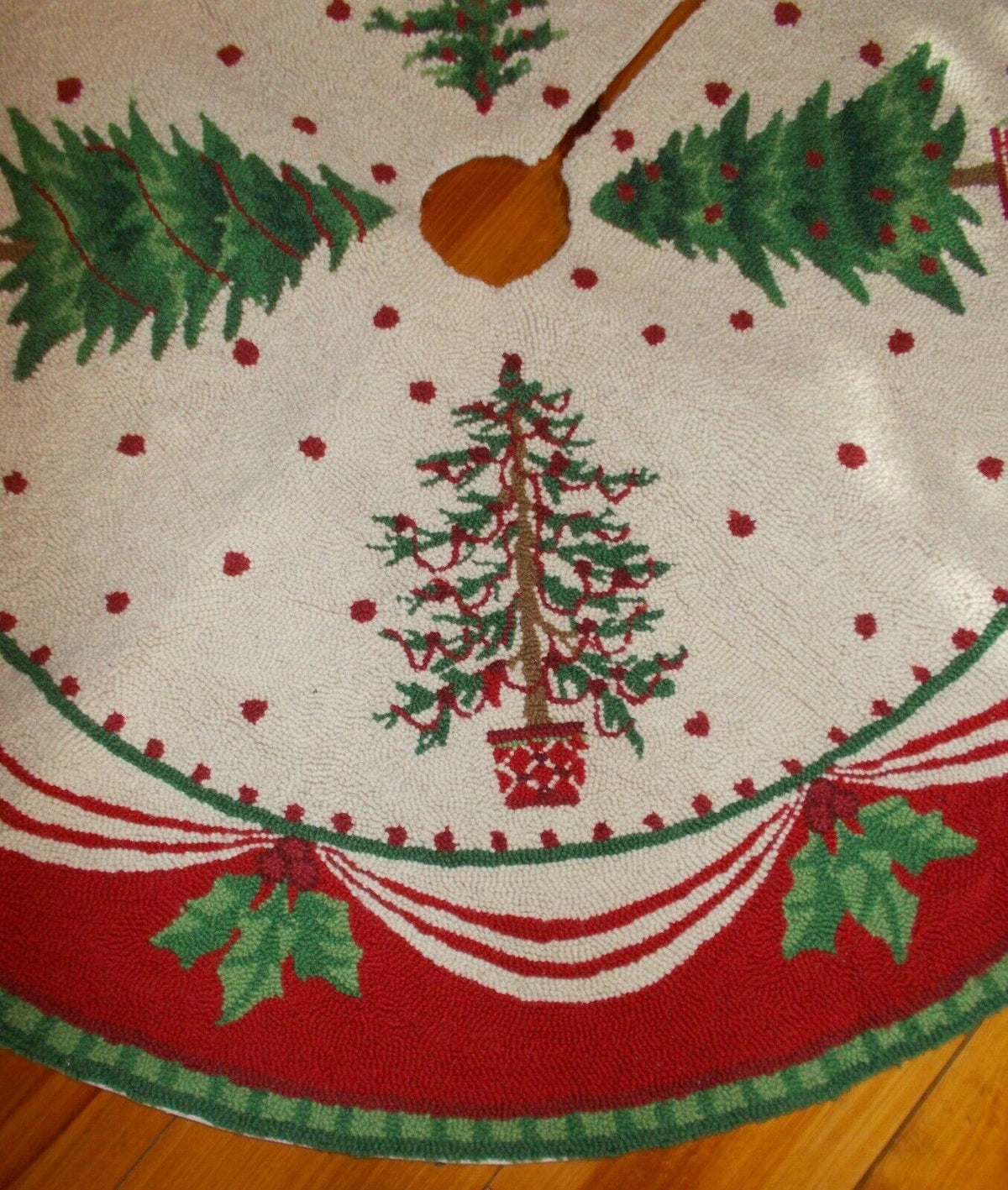 "NEW" Lar~Needlepoint~Wool ~CHRISTMAS TREE SKIRT~Trees.Holly~Red/Green/Cream