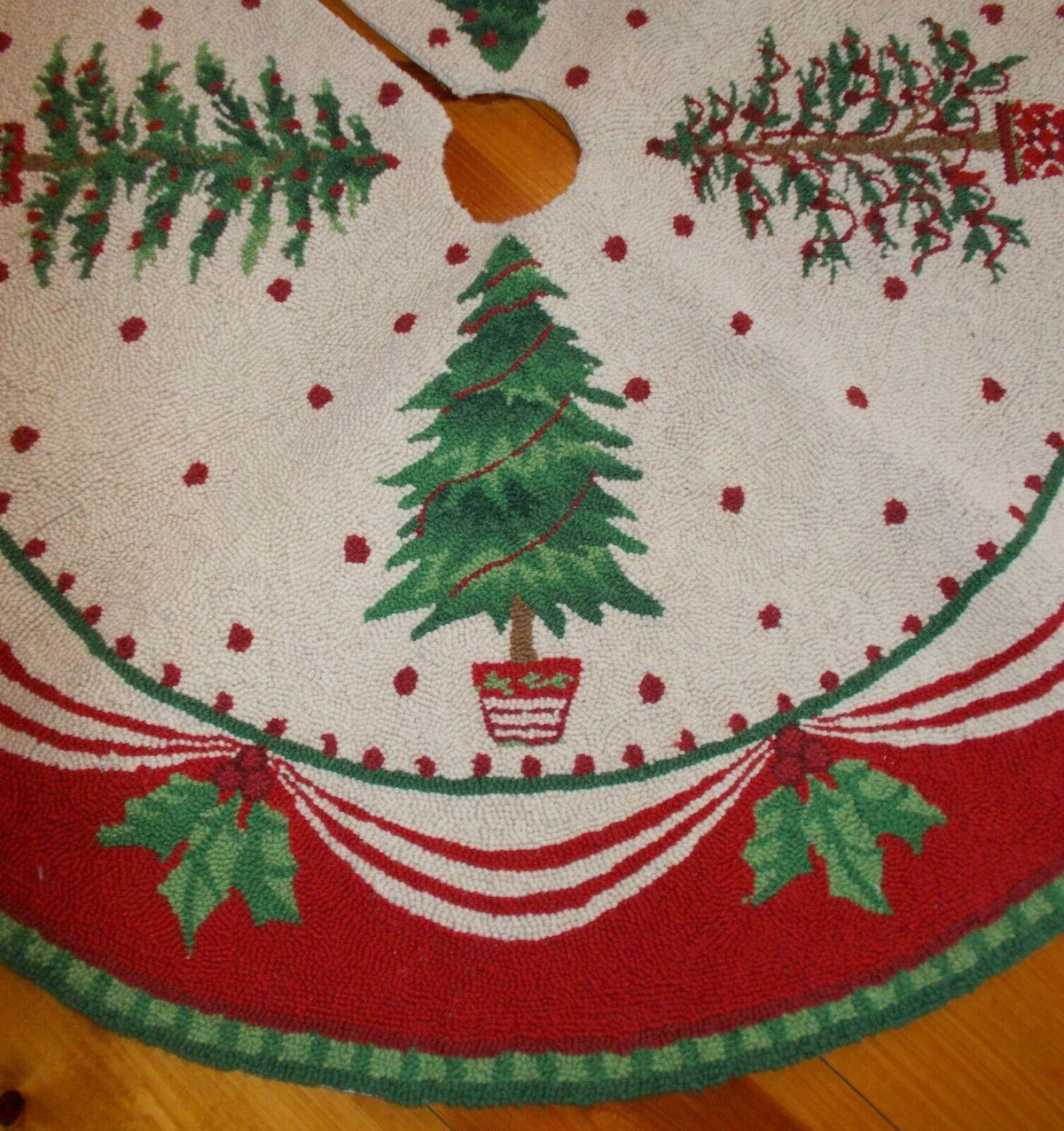 "NEW" Lar~Needlepoint~Wool ~CHRISTMAS TREE SKIRT~Trees.Holly~Red/Green/Cream
