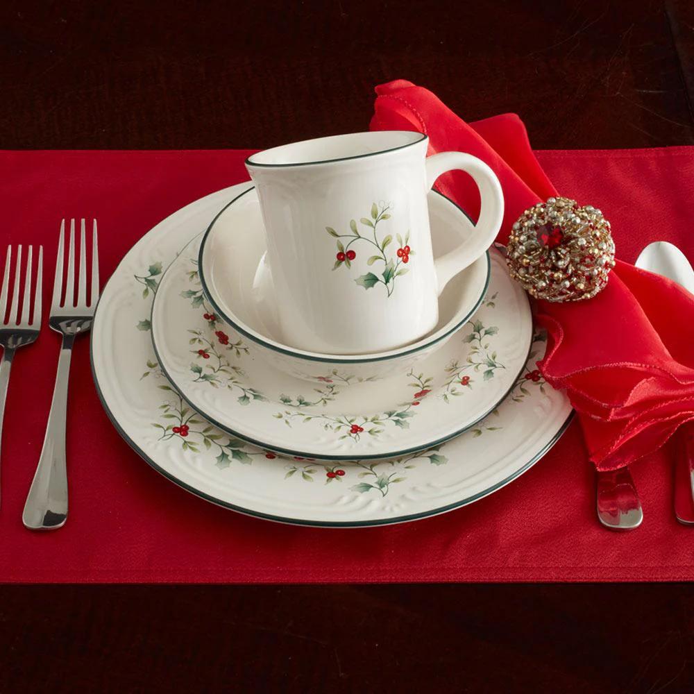 Winterberry16 Piece Dinnerware Set, Service for 4