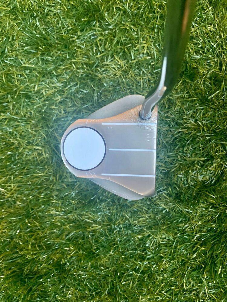 Odyssey O Works Tour R-Ball Putter,RH, 34” With H/C.... BRAND NEW!!!