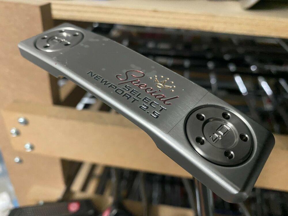 Scotty Cameron Special Select Newport 2.5 33-inch Putter 2702
