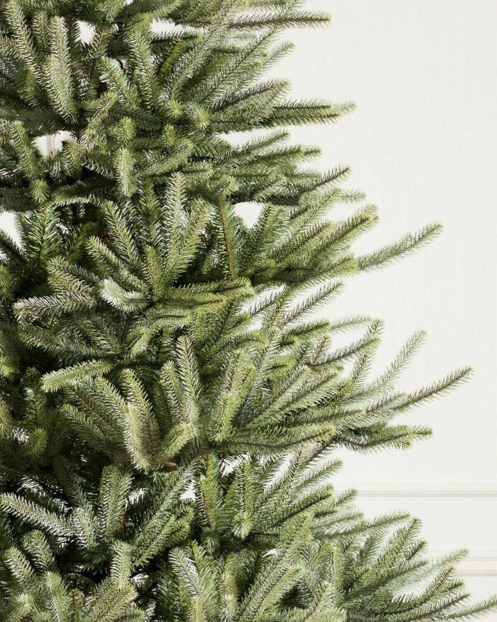 40% Balsam Hill Christmas Tree Sanibel Spruce Tree Candlelight Clear LED