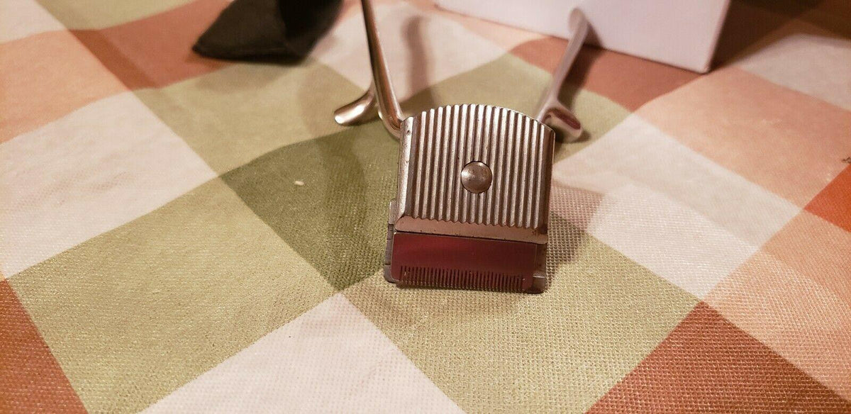 MANUAL HAIR CLIPPERS
