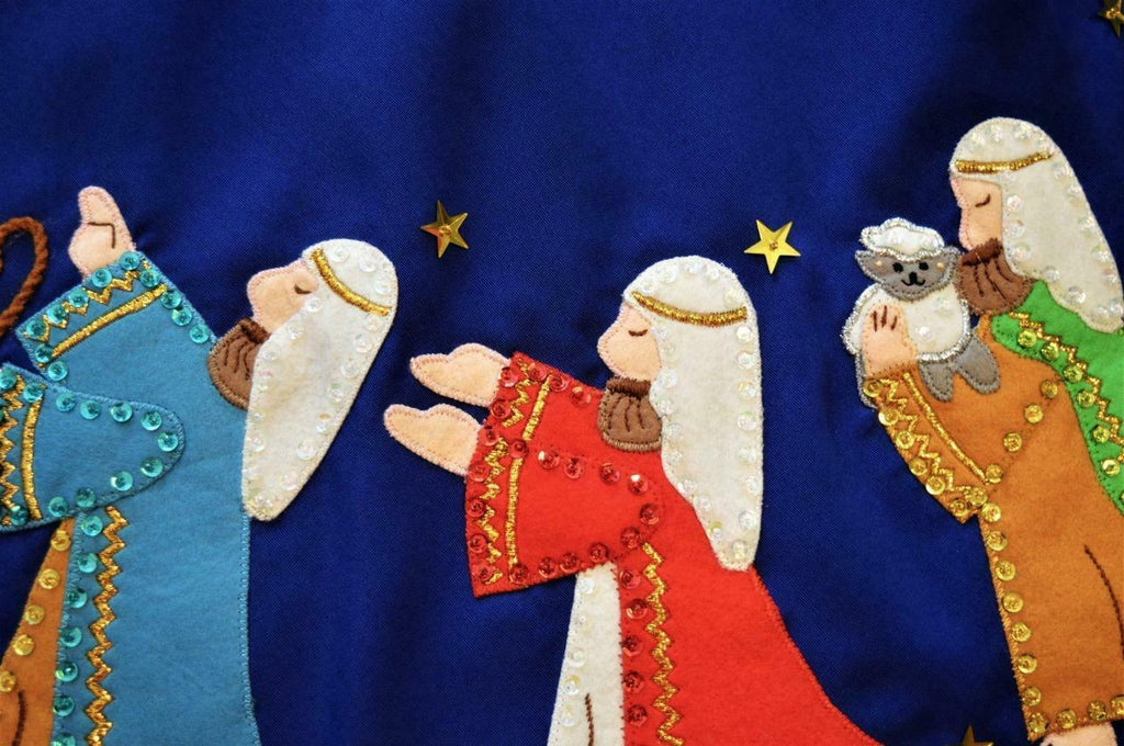 Hand made Bucilla felt applique blue Nativity scene Christmas tree skirt 56"