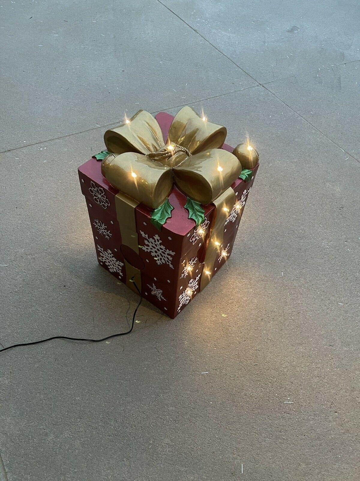 National Tree 21" PreLit Gift Box Decoration