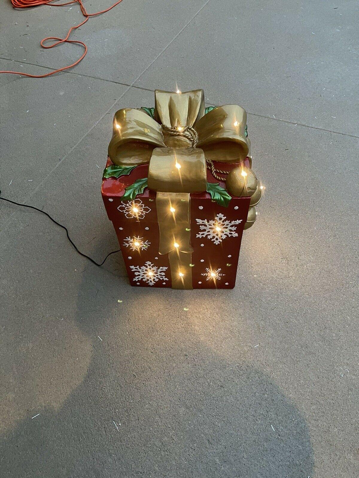 National Tree 21" PreLit Gift Box Decoration