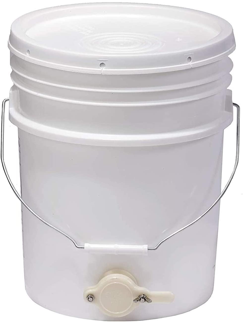 little giant bkt5 plastic honey extractor bucket with honey gate tool for beekeeping harvesting, 5 gallon (6 pack)