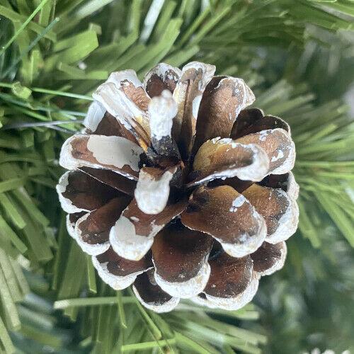 7.4ft Christmas Tree, Easy Assembly, For Indoor And Outdoor Use.