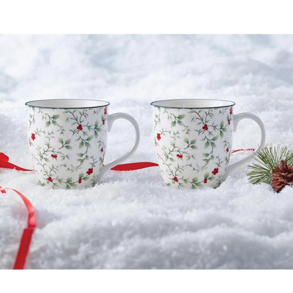 WinterberrySet of 2 Mugs