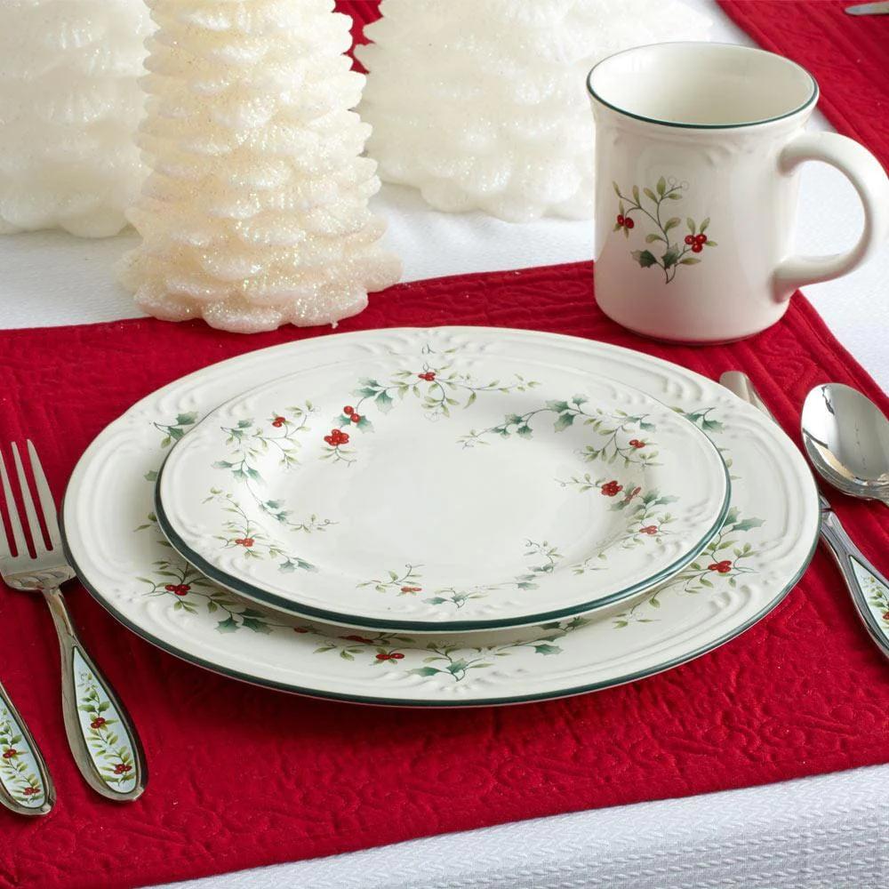 WinterberrySalad Plate
