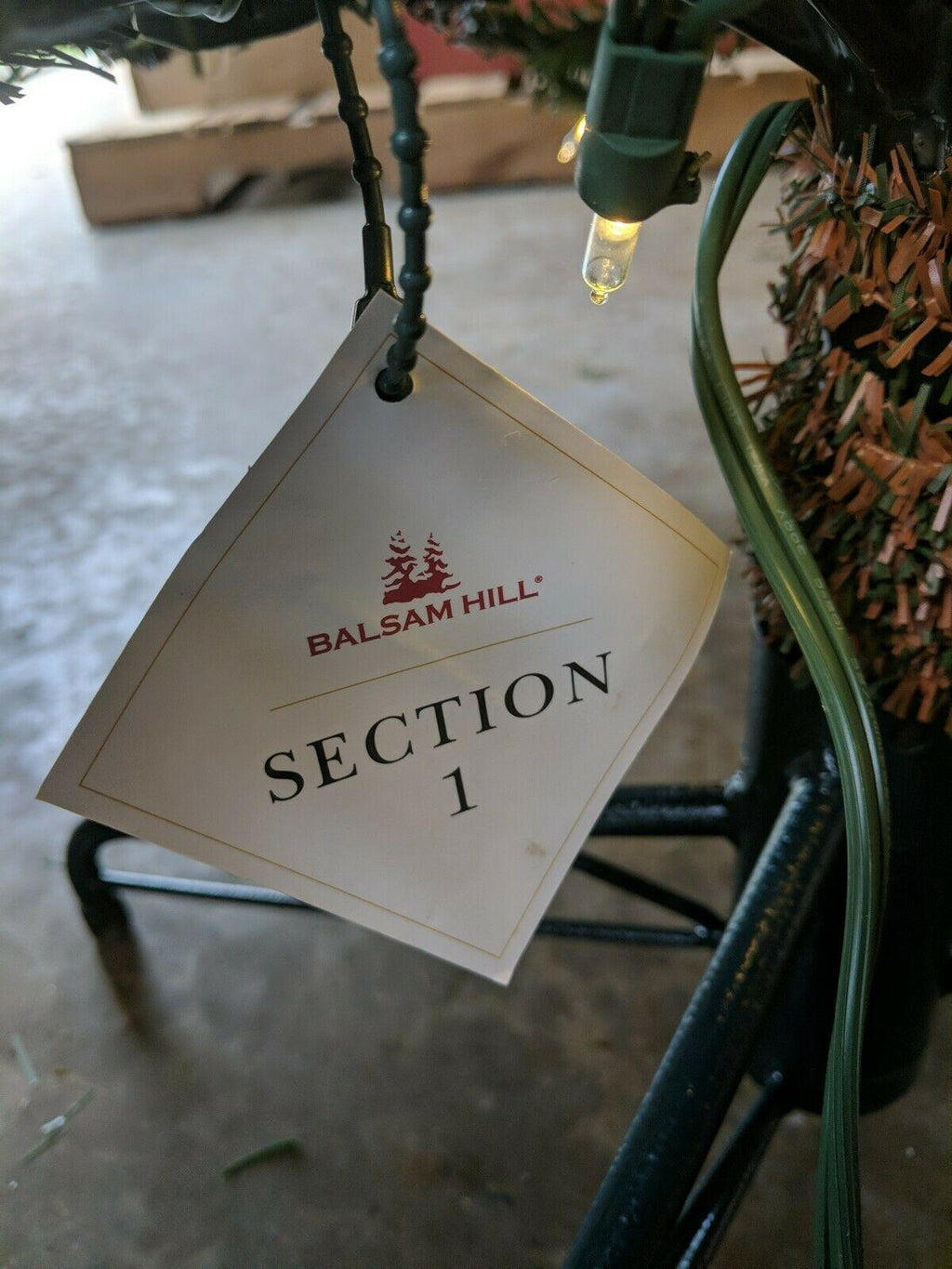 Open Box Defect Lights READ Balsam Hill European Fir 5.5' Tree w Candlelight LED