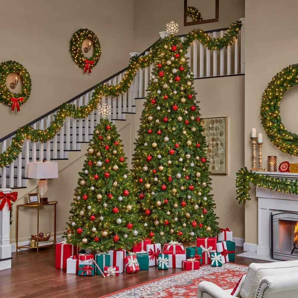 7.5 ft Wesley Pine Christmas Tree