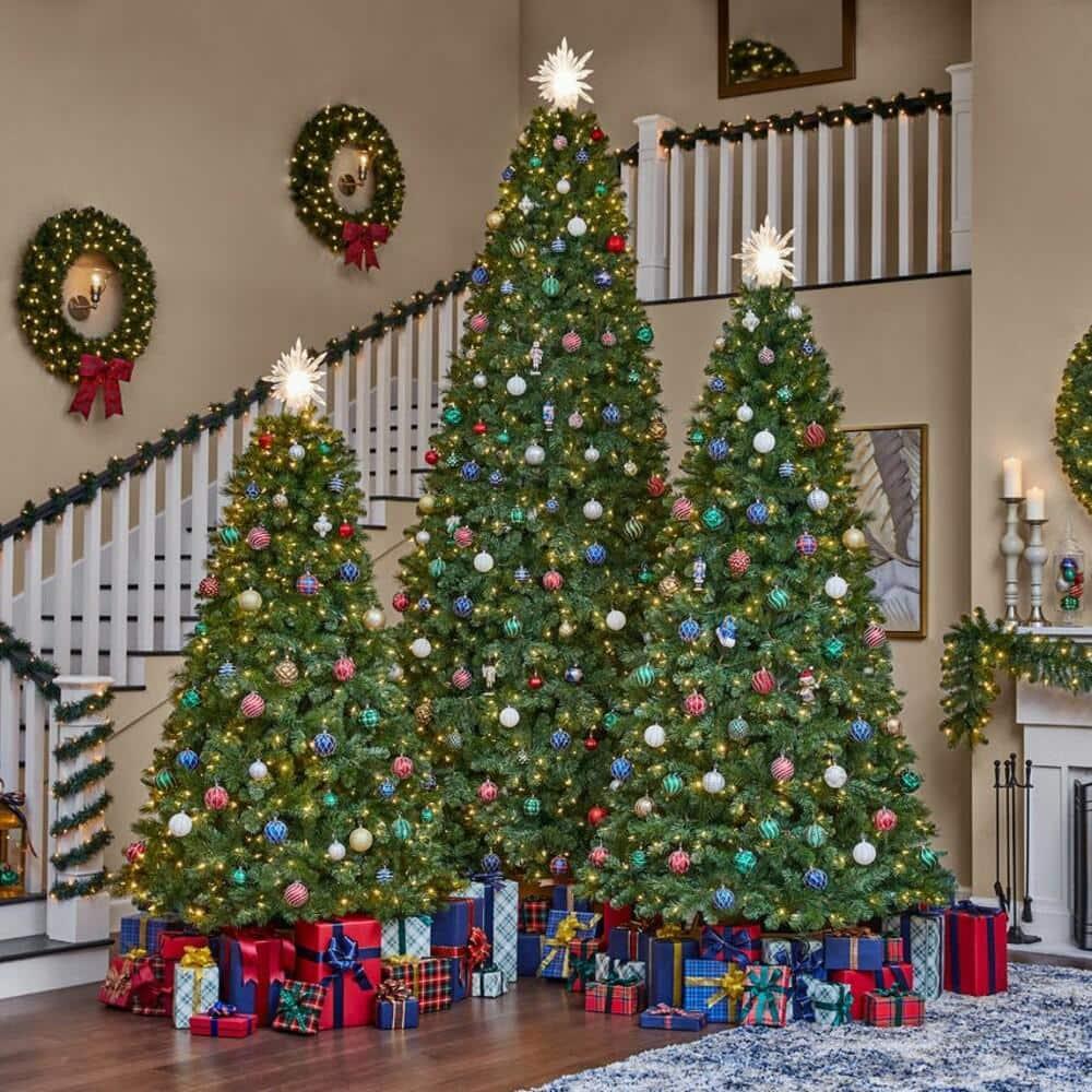 7.5 ft Wesley Pine Christmas Tree