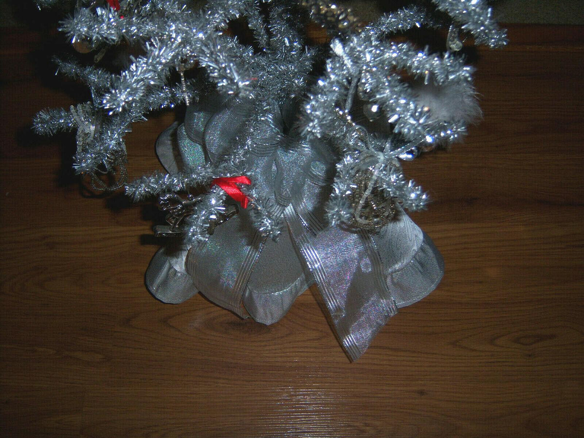 PRETTY RETRO 3 FT VTG WIRED TINSEL SILVER FEATHER STYLE XMAS TREE ORNAMENTS