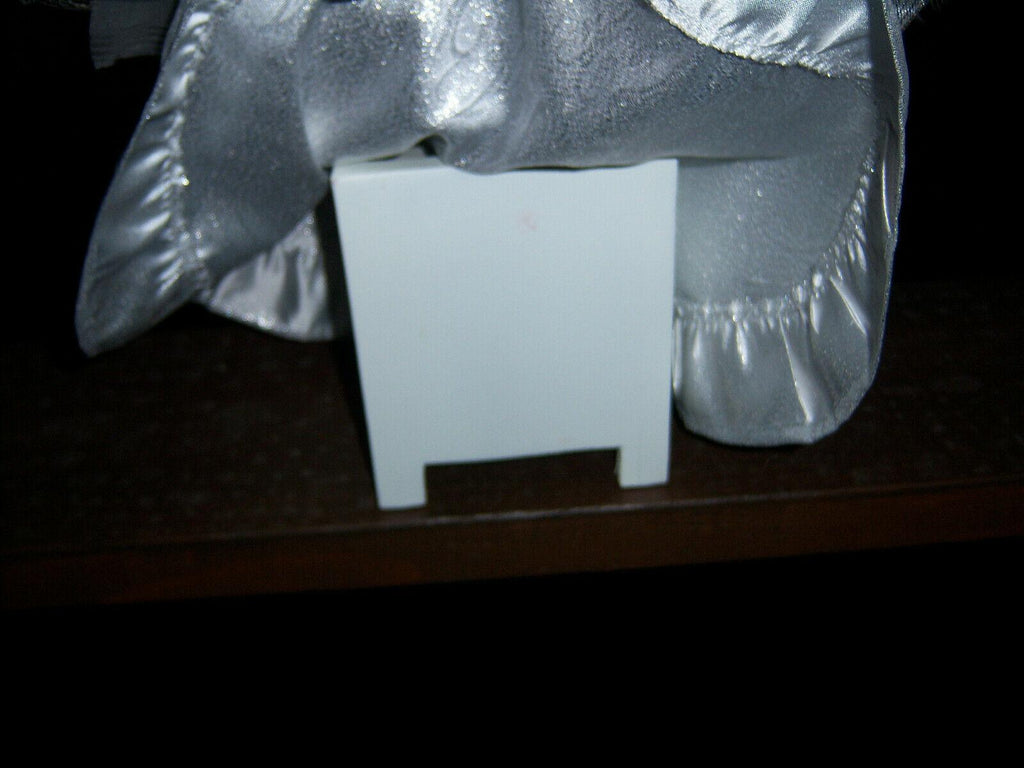 PRETTY RETRO 3 FT VTG WIRED TINSEL SILVER FEATHER STYLE XMAS TREE ORNAMENTS