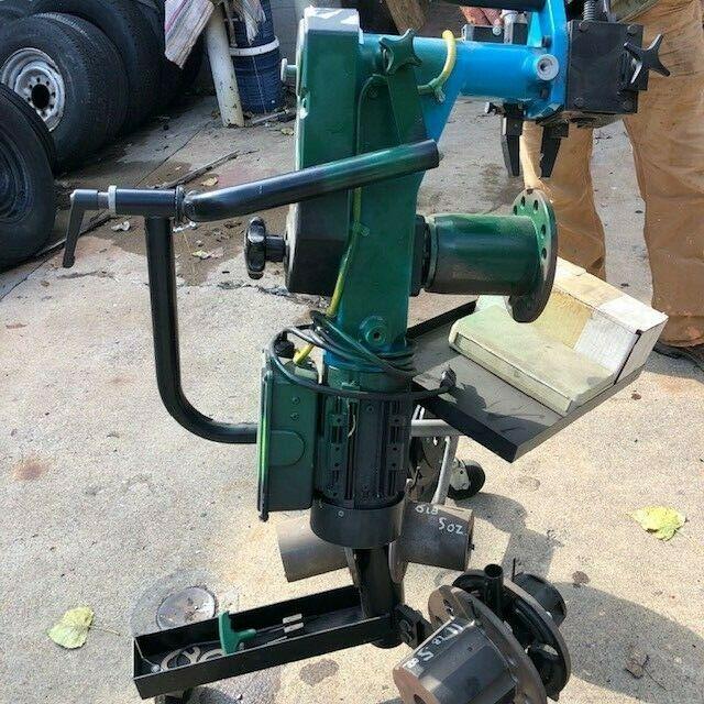 VBG model 50-610 portable brake disc lathe
