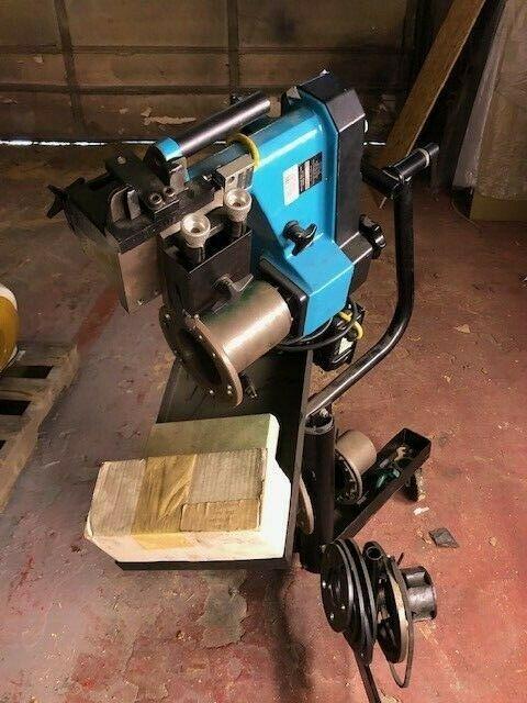 VBG model 50-610 portable brake disc lathe