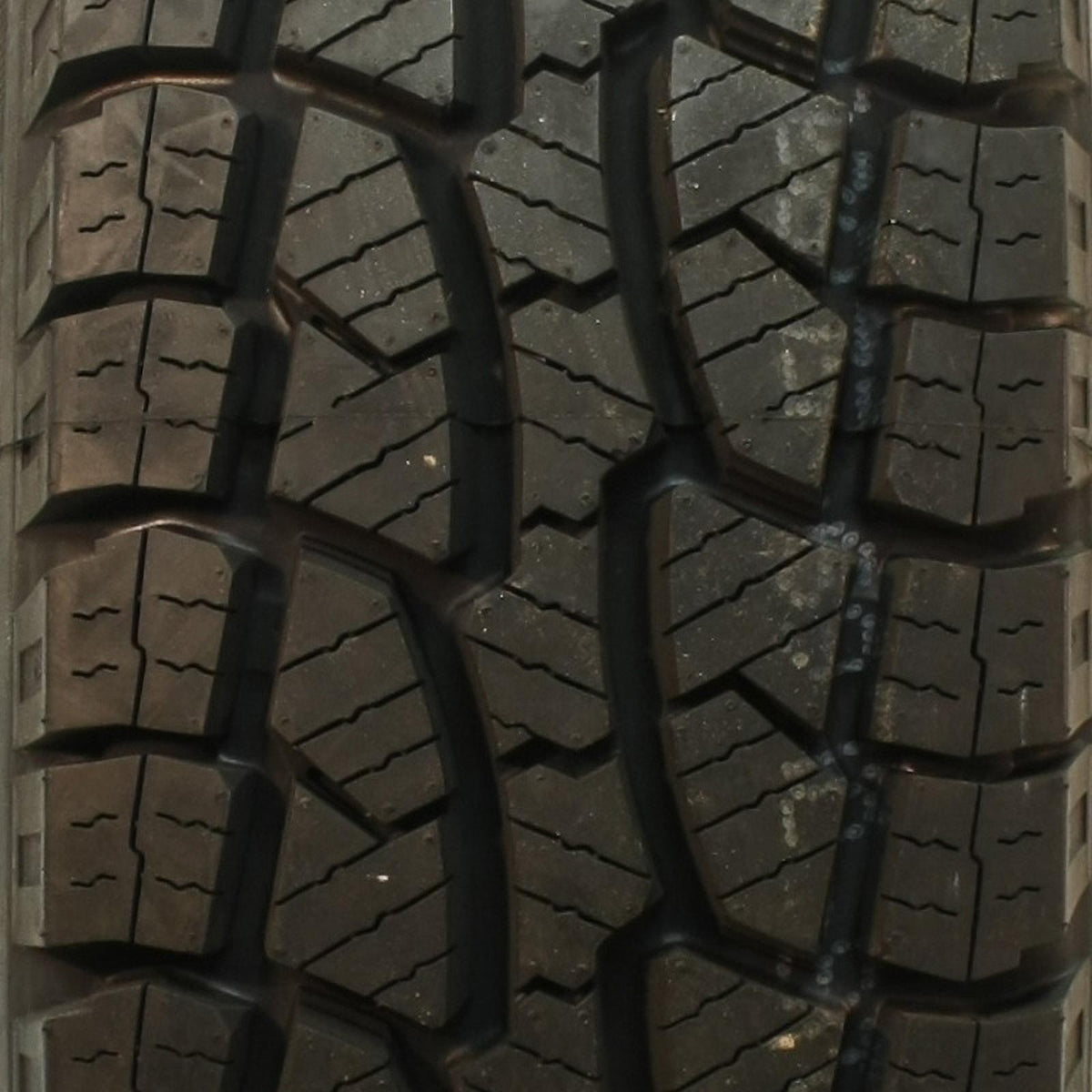 Westlake SL369 LT235/85R16 120Q Light Truck Tire